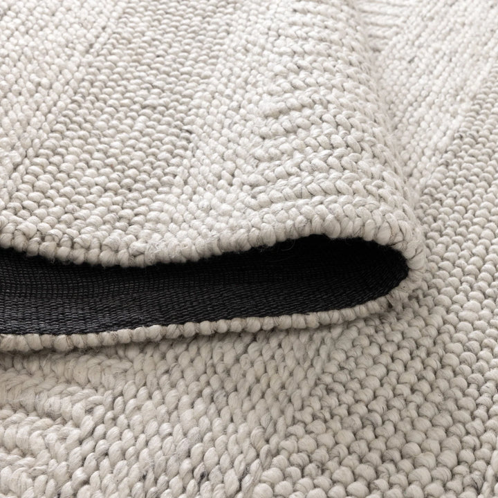 Style Ivory Hand Woven Wool Floor Rug