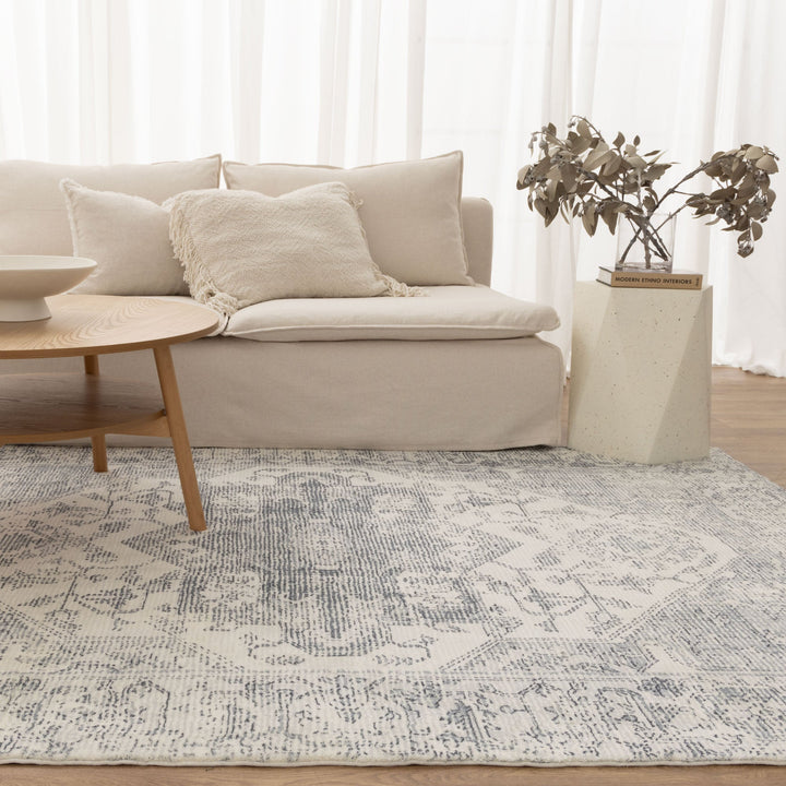 Cloud Distressed Medallion Cream Blue Washable Rug