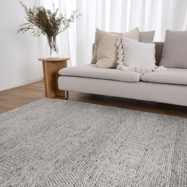 Style Grey Hand Woven Wool Floor Rug