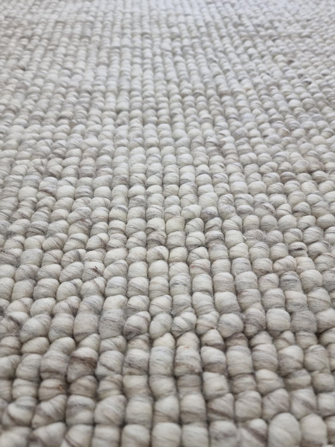 MODERN BERBER NATURAL PURE WOOL HAND WOVEN FLOOR RUG