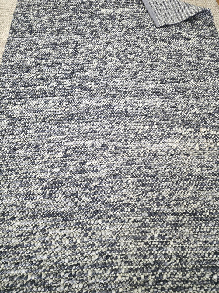 PEBBLES  Flint STORM Grey