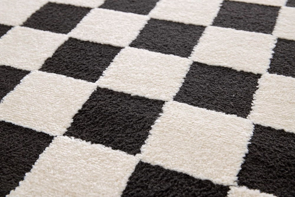 ISOLA BLACK AND WHITE EASY CARE FLOOR RUG