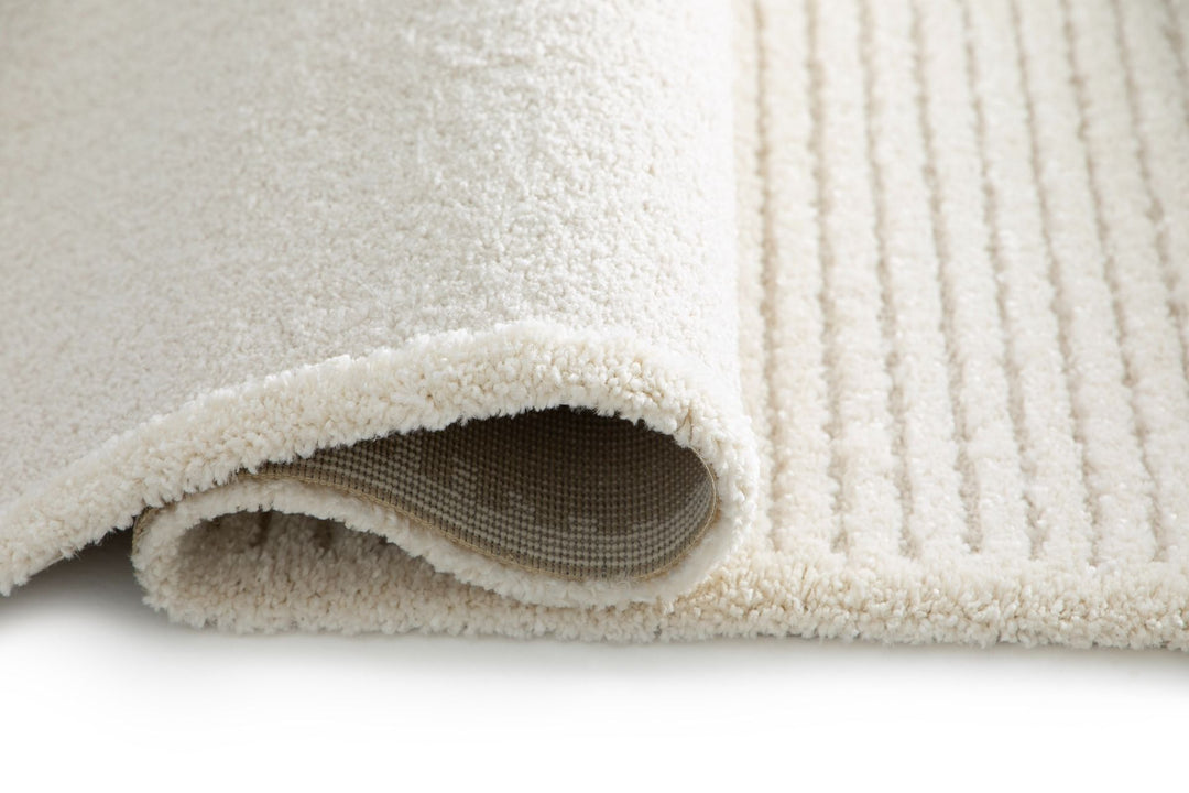 OZLAND WHITE EASY CARE FLOOR RUG