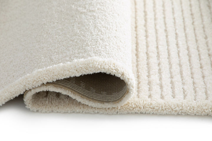 OZLAND WHITE EASY CARE FLOOR RUG