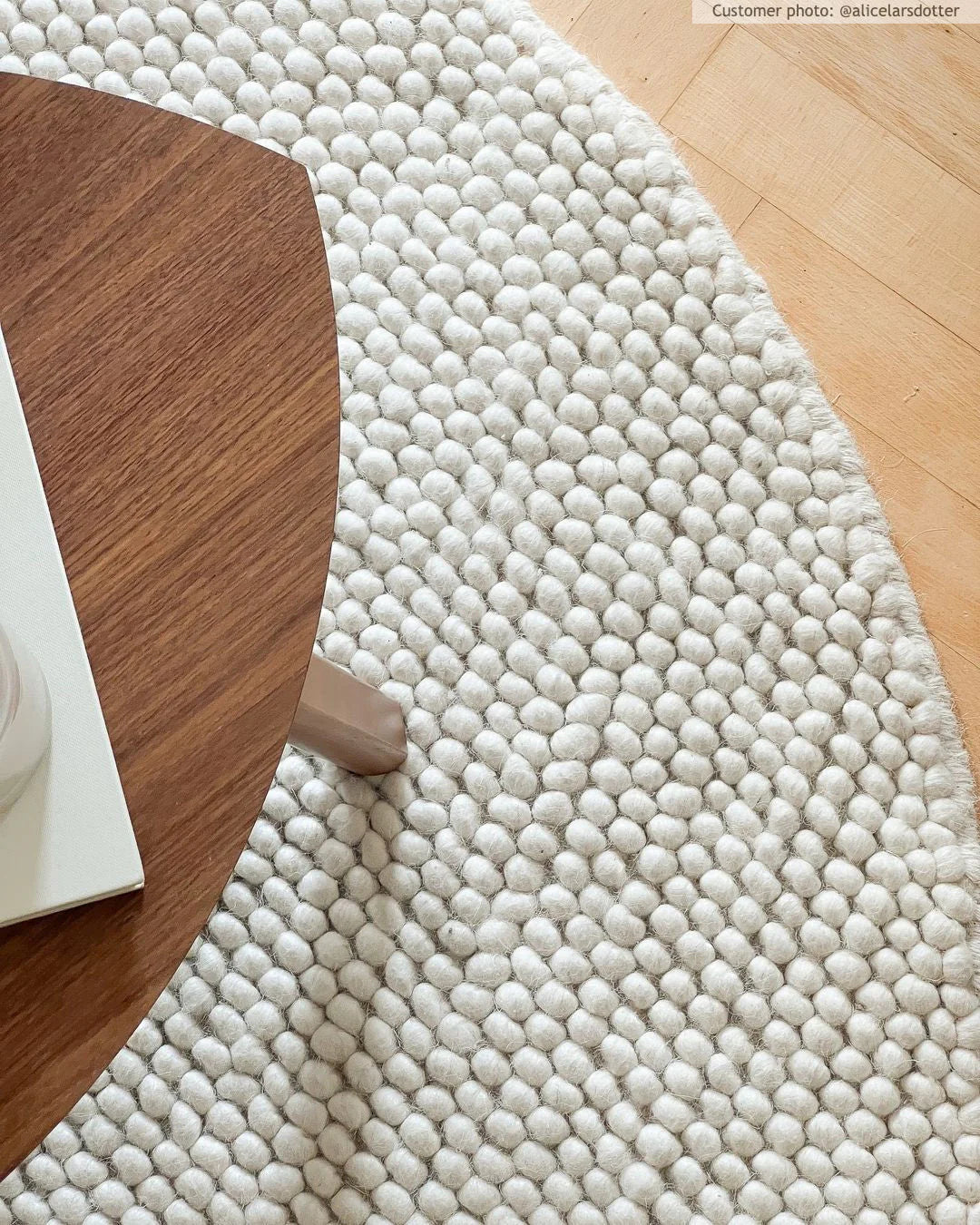 Pebbles White Hand Woven Floor Rug