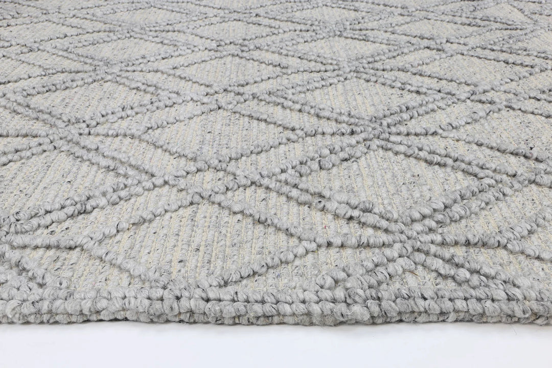 Tribeca Cobblestone Tribal Silver Grey Floor rug