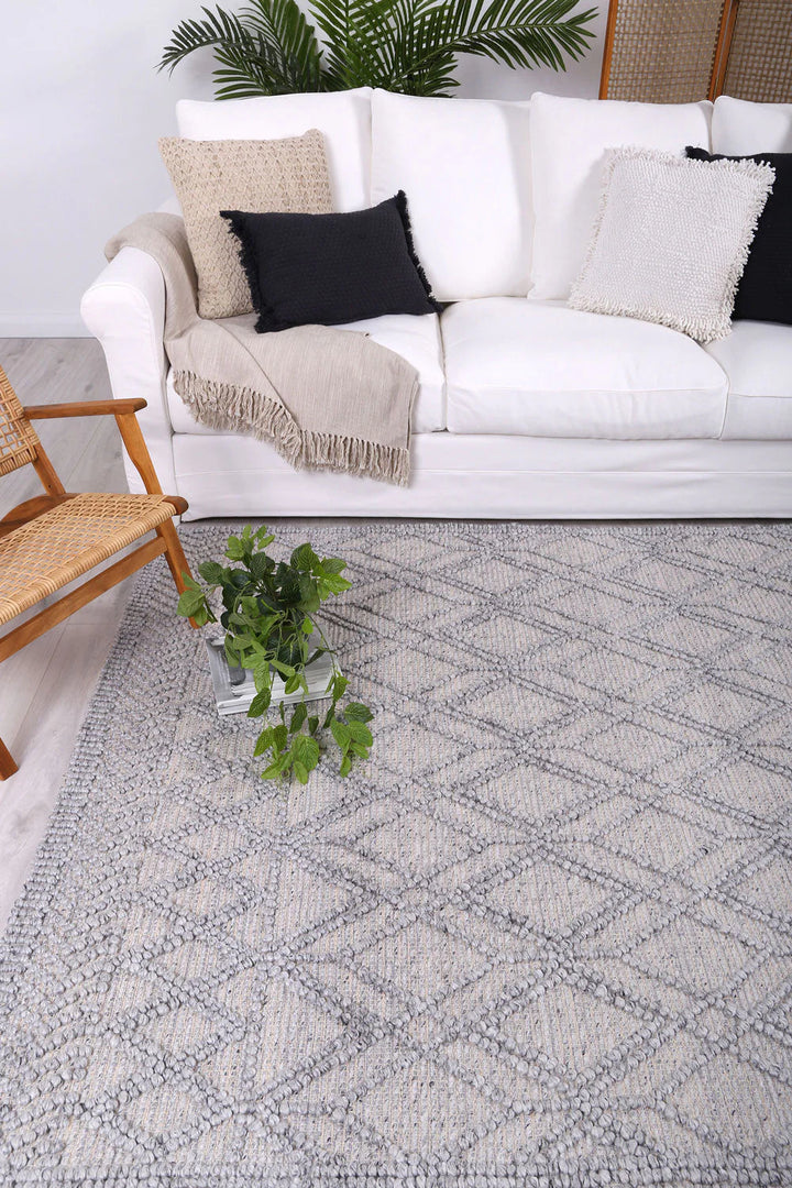 Tribeca Cobblestone Tribal Silver Grey Floor rug