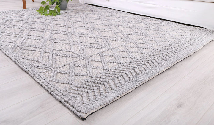Tribeca Cobblestone Tribal Silver Grey Floor rug