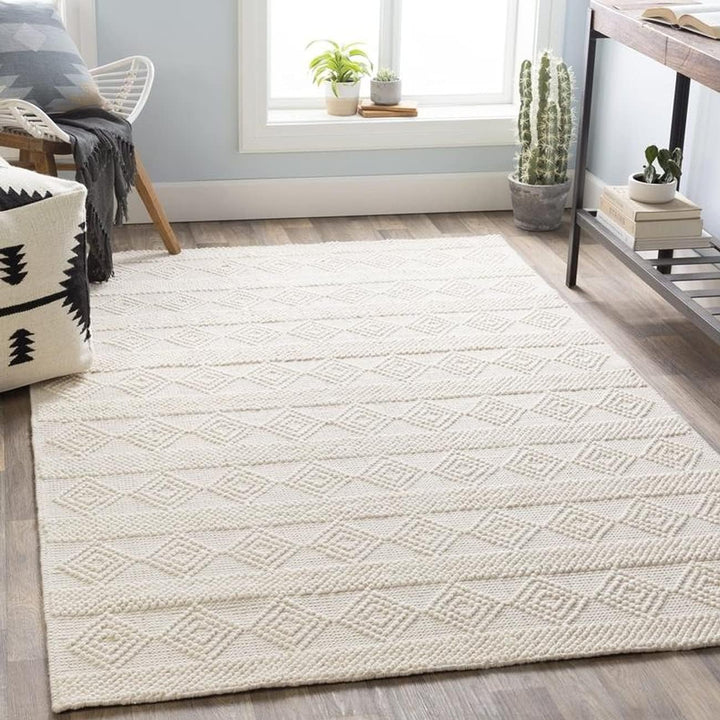 Atlanta ivory HAND WOVEN WOOL RUG