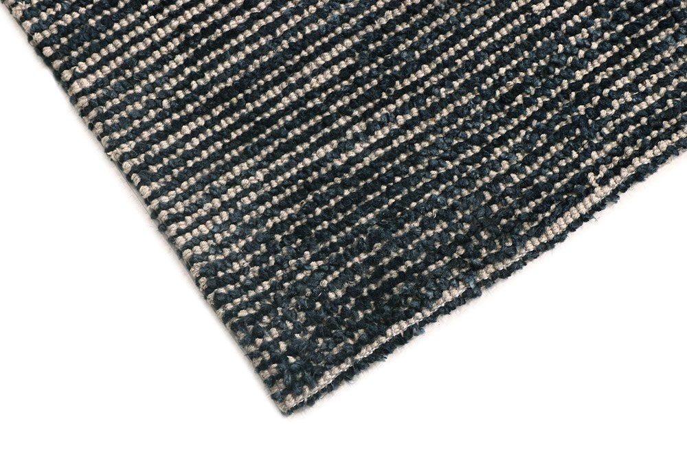 ALICIA MIDNIGHT Easy clean textured floor rug