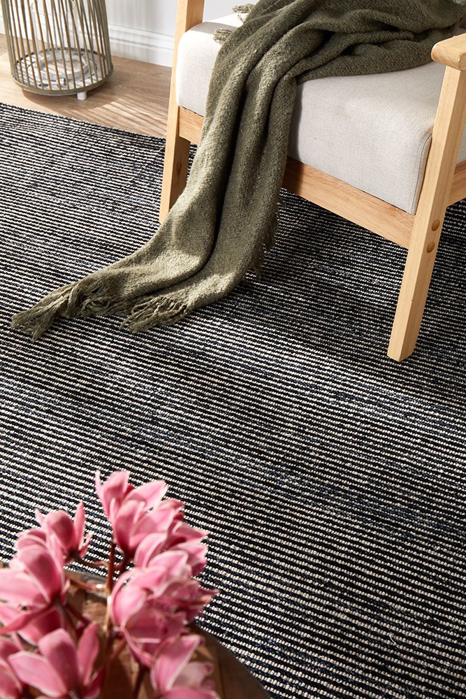 Allure Black Textured Easy care floor Rug