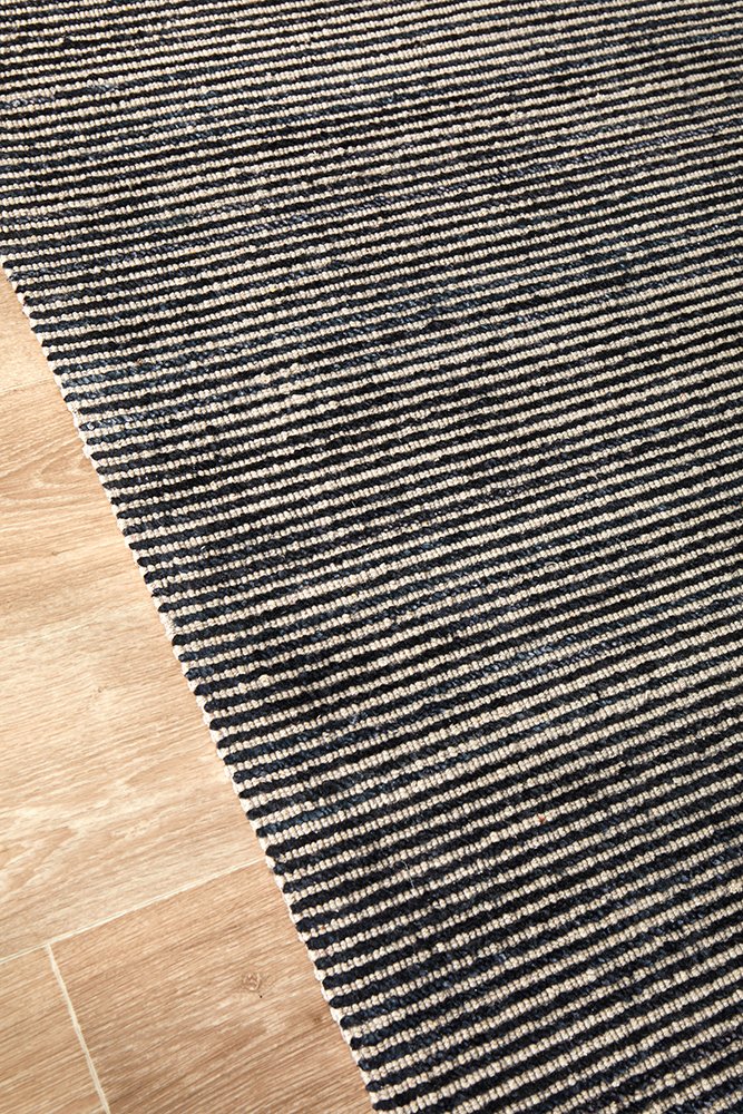 Allure Black Textured Easy care floor Rug