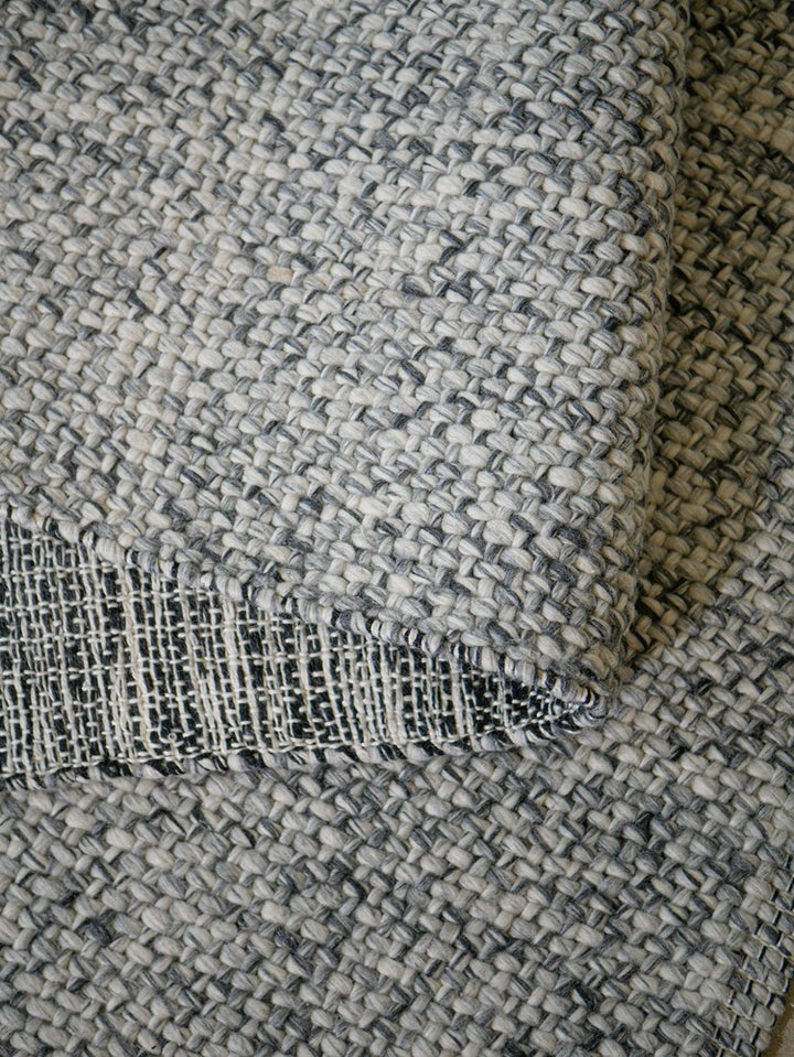 Aruba Black Tex Indoor Outdoor Handwoven Floor Rug