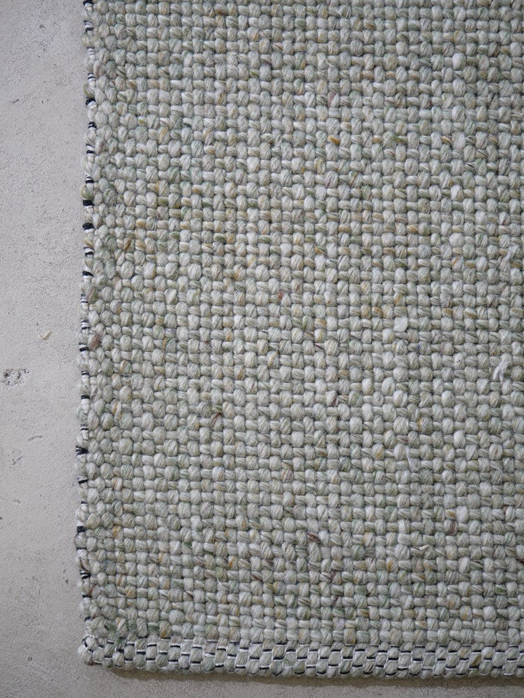 Aruba Moss Indoor Outdoor Handwoven Floor Rug