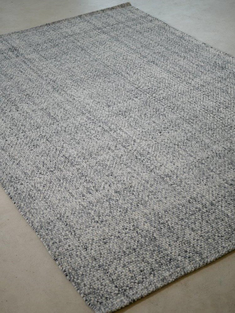Aruba Black Tex Indoor Outdoor Handwoven Floor Rug