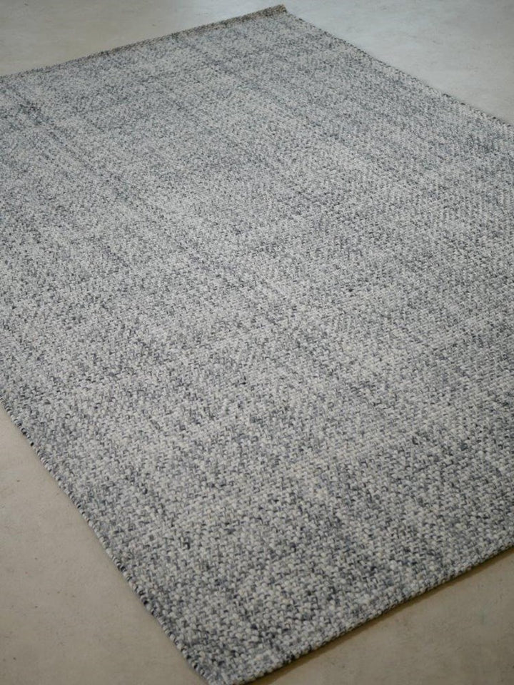 Aruba Black Tex Indoor Outdoor Handwoven Floor Rug