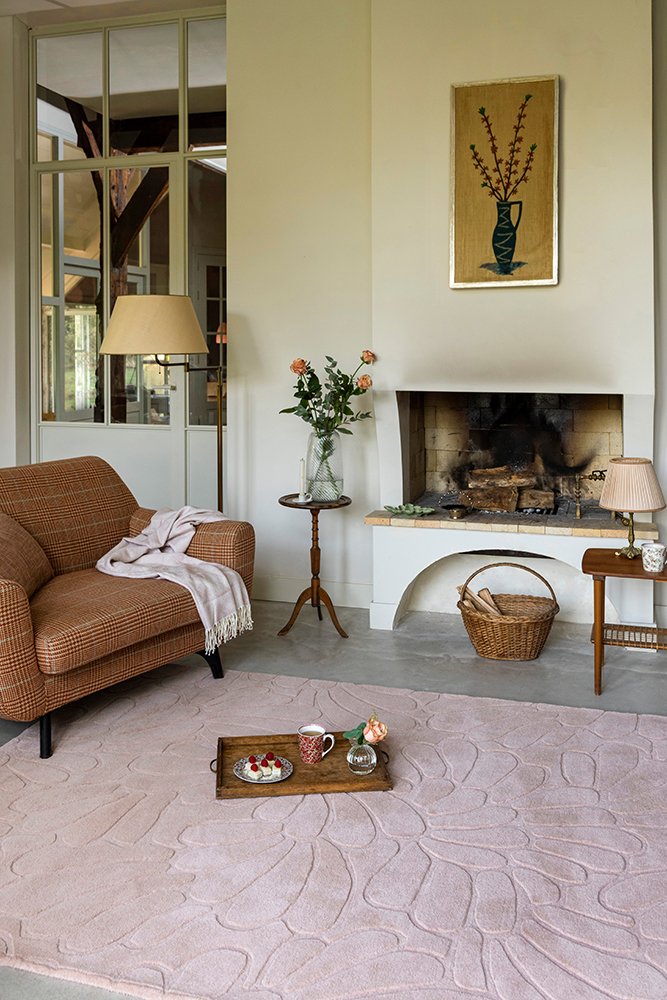 LAURA ASHLEY COLEBY PETALS CHALK PINK 078802