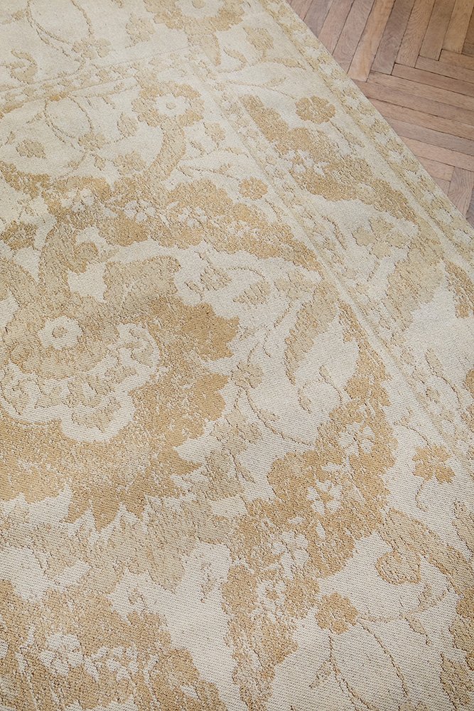 LAURA ASHLEY NEWBOROUGH PALE GOLD