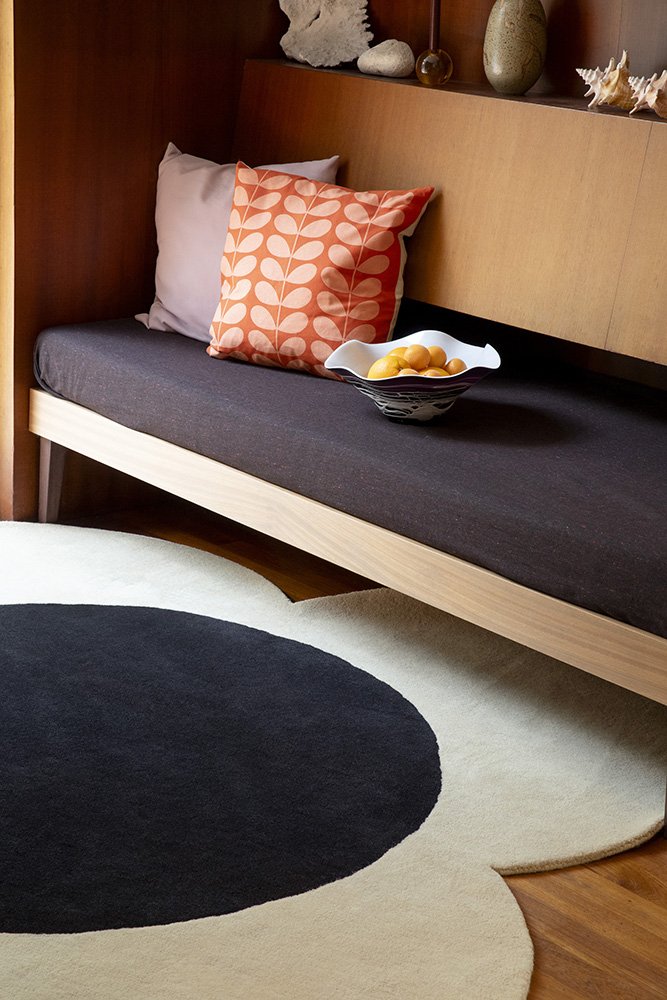 ORLA KIELY FLOWER SPOT ECRU/BLACK