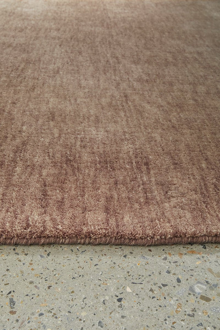 KINSHIP MOCHA MOUSSE HAND WOVEN WOOL FLOOR RUG