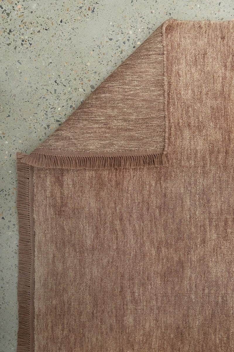 KINSHIP MOCHA MOUSSE HAND WOVEN WOOL FLOOR RUG