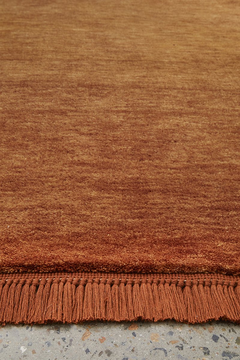 KINSHIP PAPRIKA HAND WOVEN WOOL FLOOR RUG