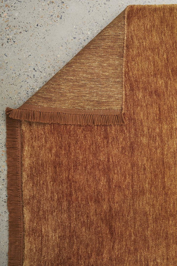 KINSHIP PAPRIKA HAND WOVEN WOOL FLOOR RUG