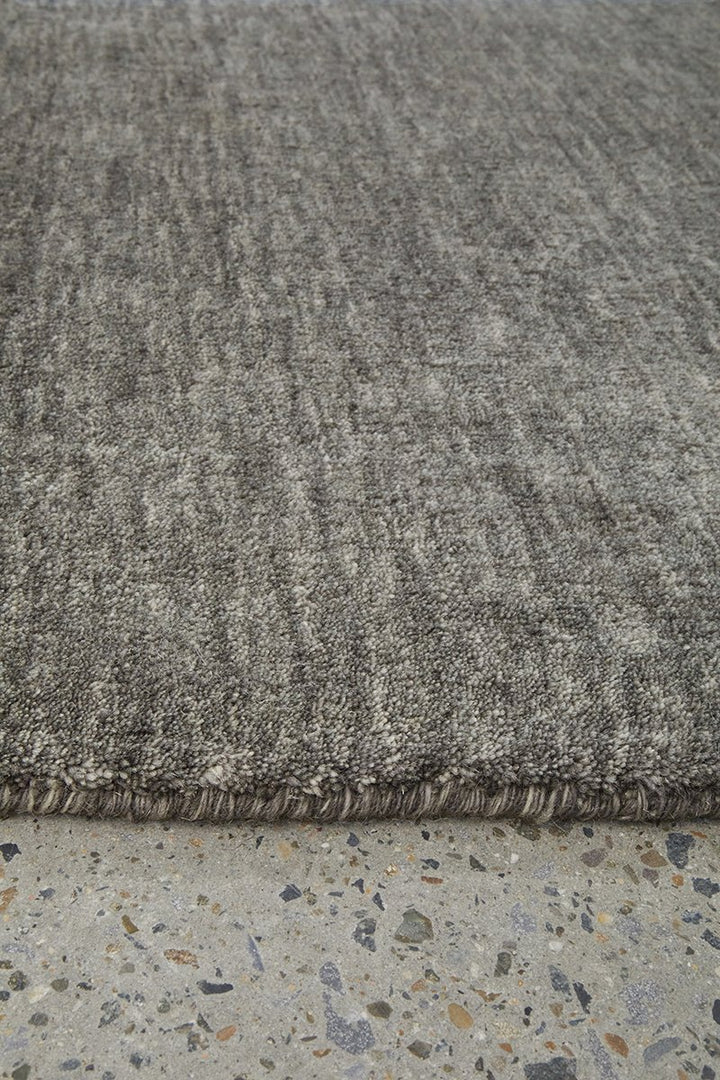 KINSHIP SEAL GREY HAND WOVEN WOOL FLOOR RUG