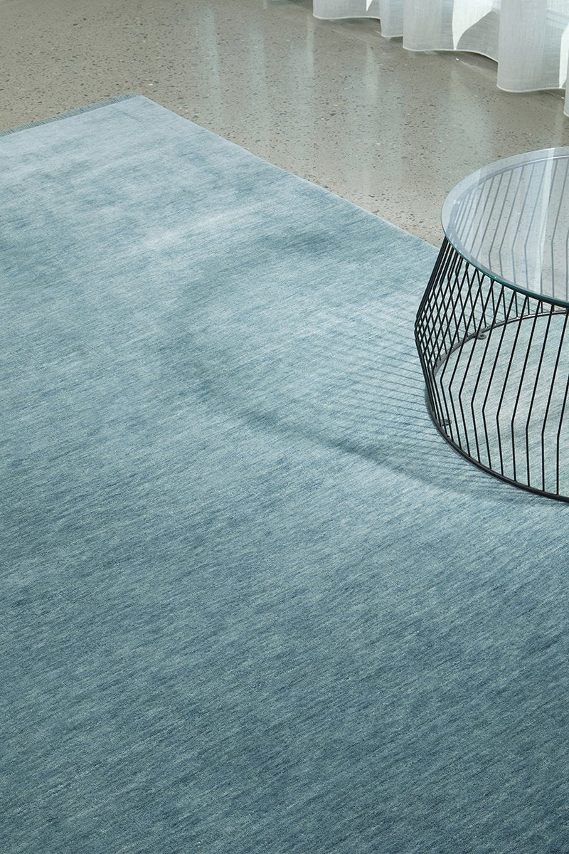 KINSHIP SKY BLUE HAND WOVEN WOOL FLOOR RUG
