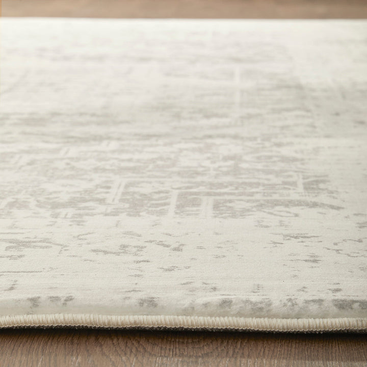 Cushy Asha Silver Rug