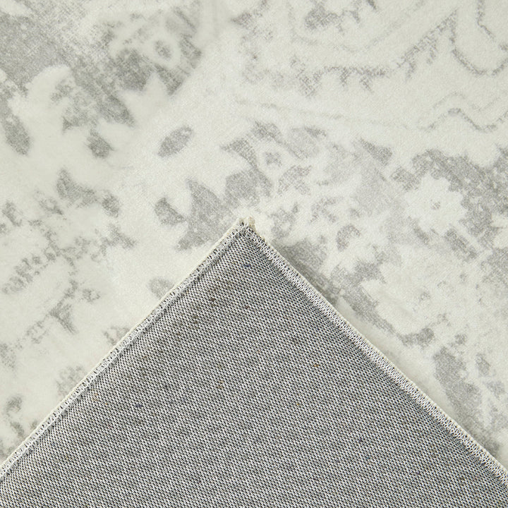 Cushy Asha Silver Rug