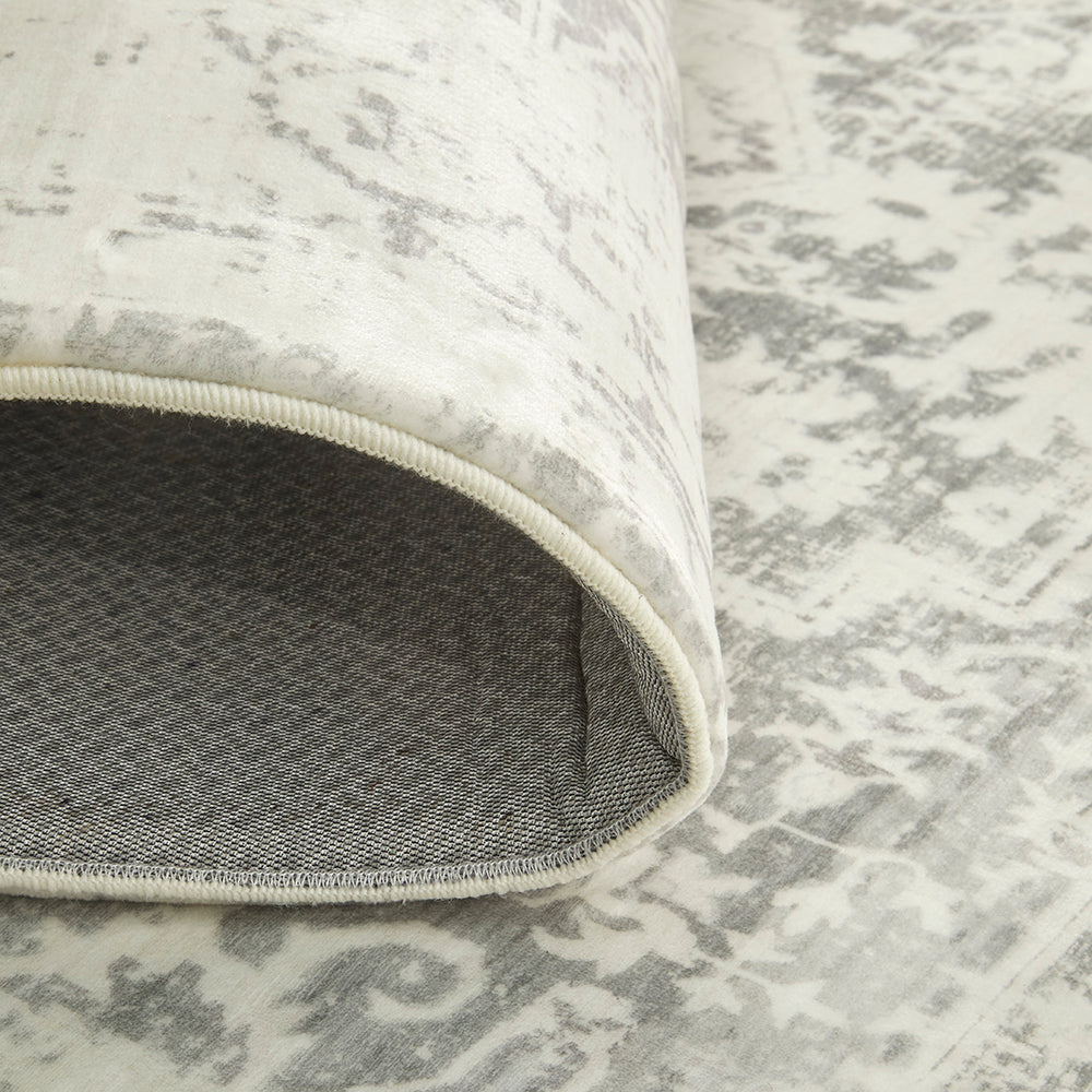 Cushy Asha Silver Rug