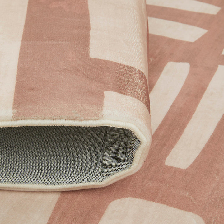 Cushy Wila Brown Rug