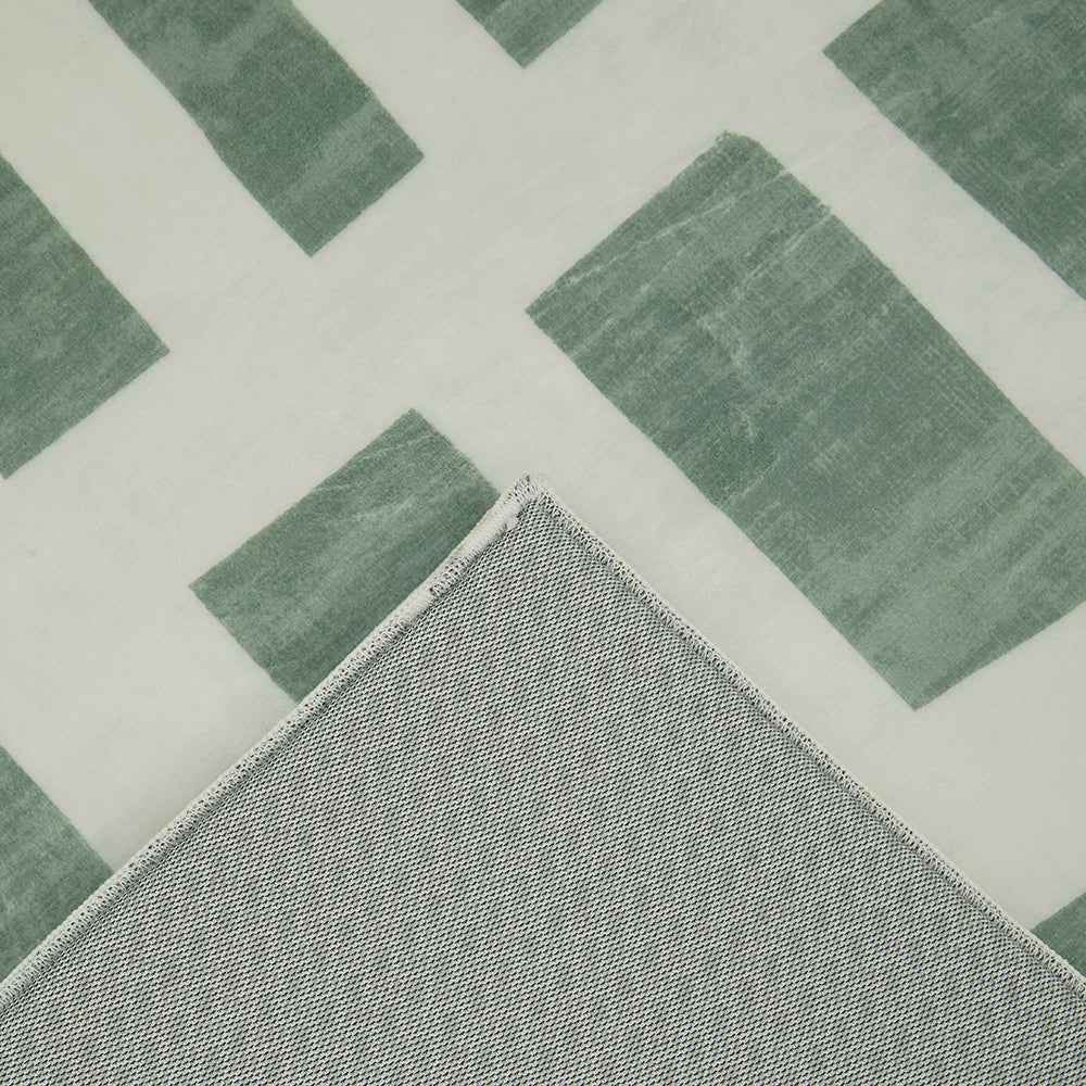 Cushy Wila Green Rug