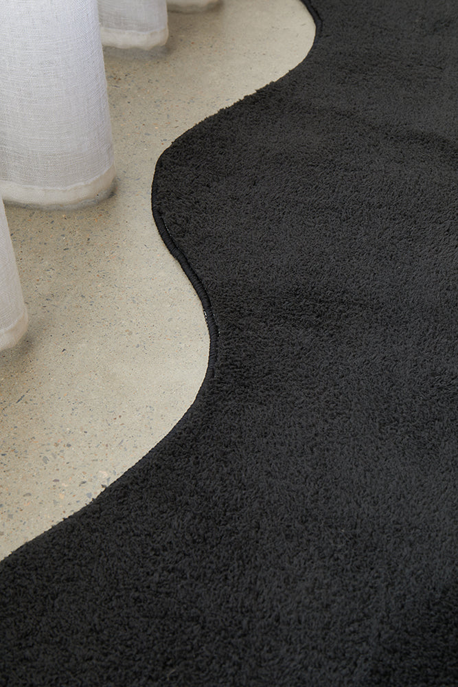 Evelyn Black Runner Rug