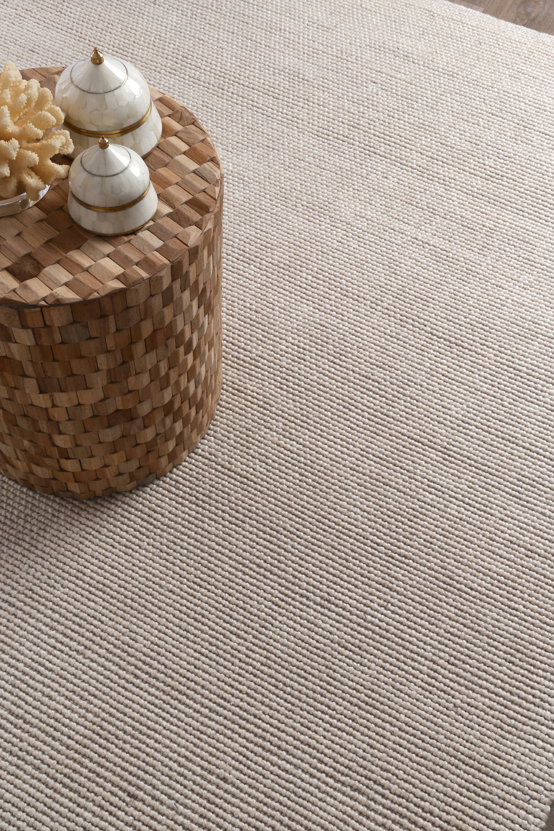 PEBBLES LOOPY IVORY HAND WOVEN WOOL FLOOR RUG