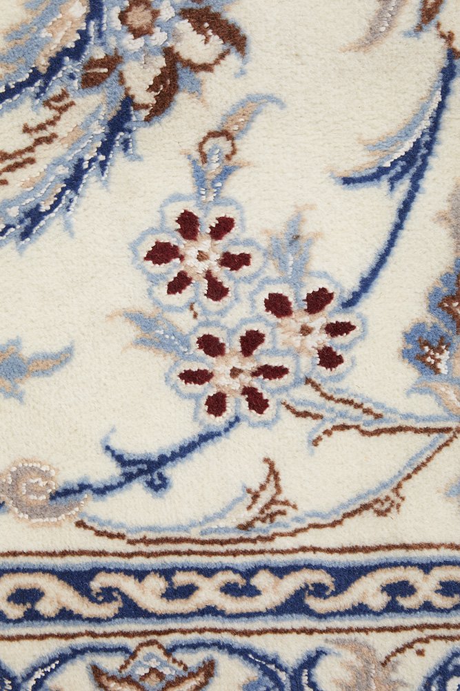 HAND KNOTED PERSIAN NAEIN RUG