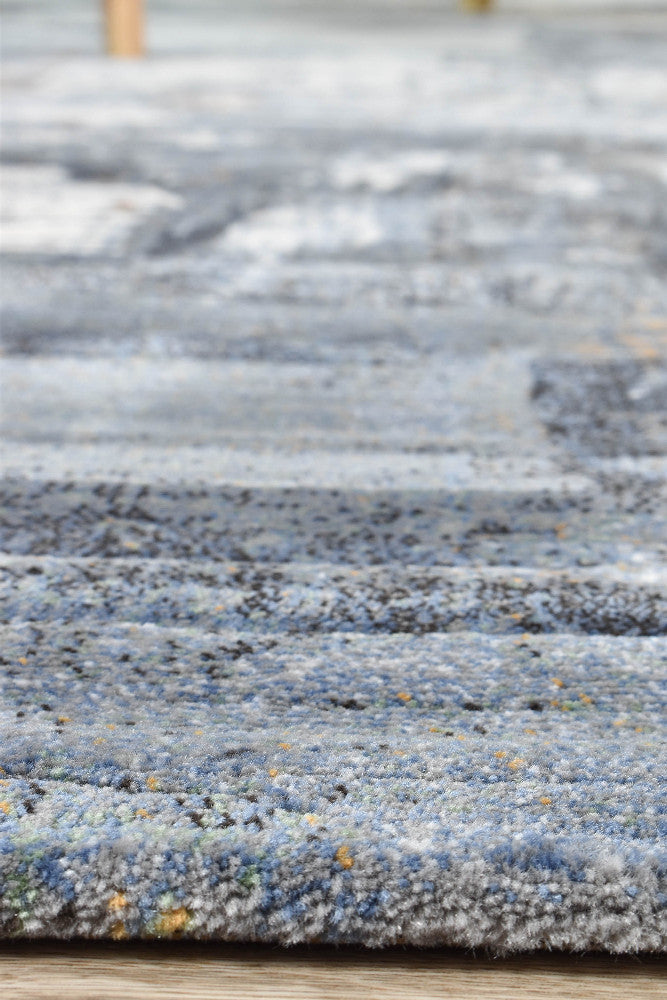 Garcia Sodalite floor rug