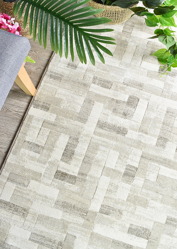 Contemporary Cove Runner 64401-6575