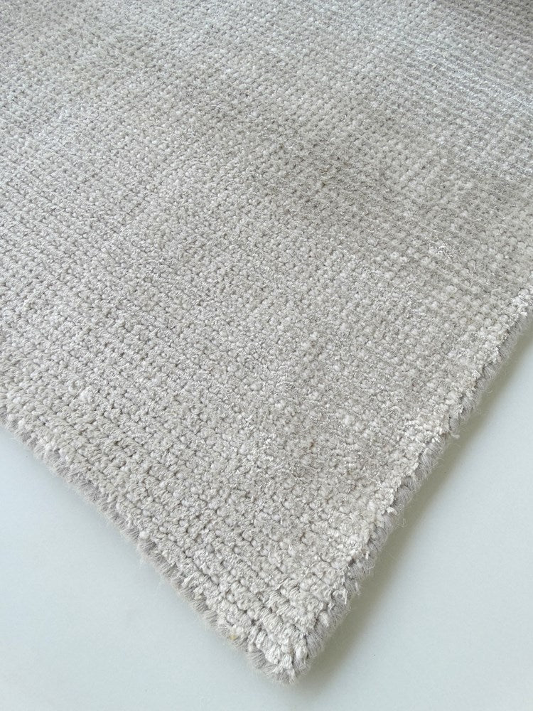 Weft Silver Hand woven floor rug