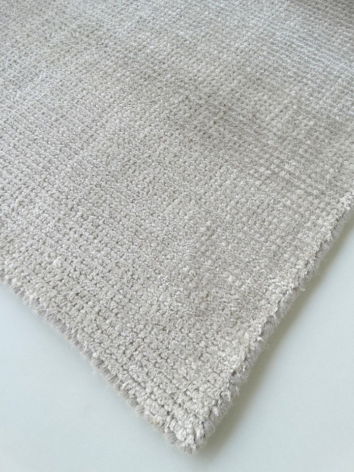 Weft Silver Hand woven floor rug