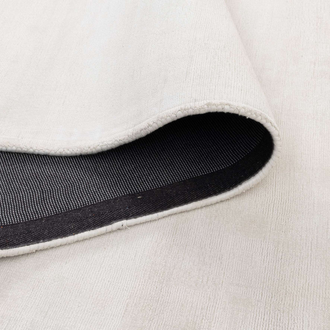 RIVER PEARL FLOOR RUG