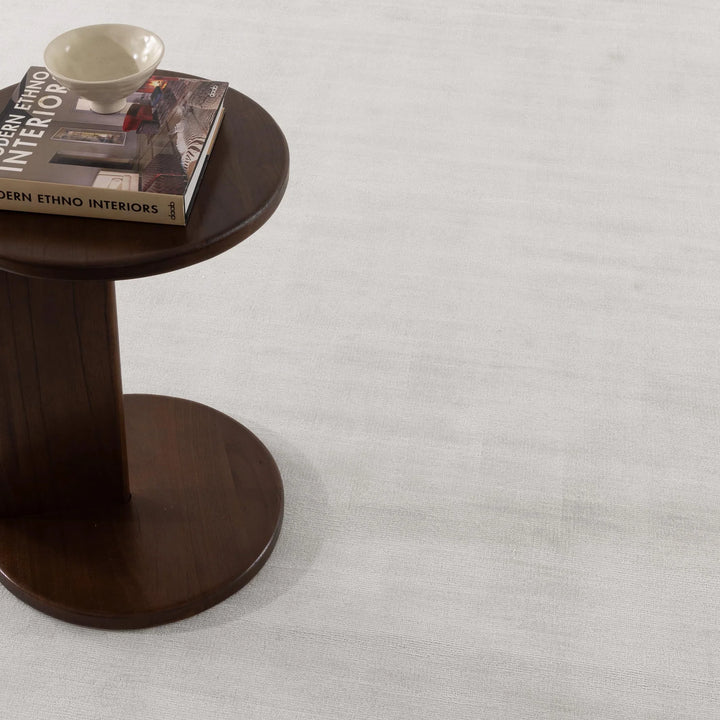 RIVER PEARL FLOOR RUG