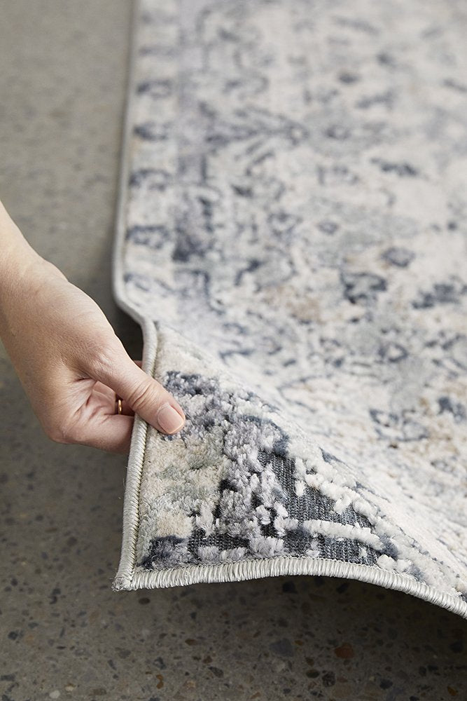 Oliver Blue Transitional Floor Rug