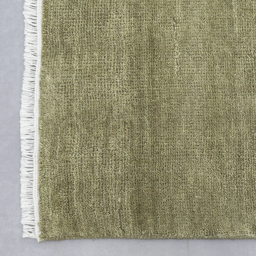 Sigrid Rug in Moss Pure Wool Floor Rug