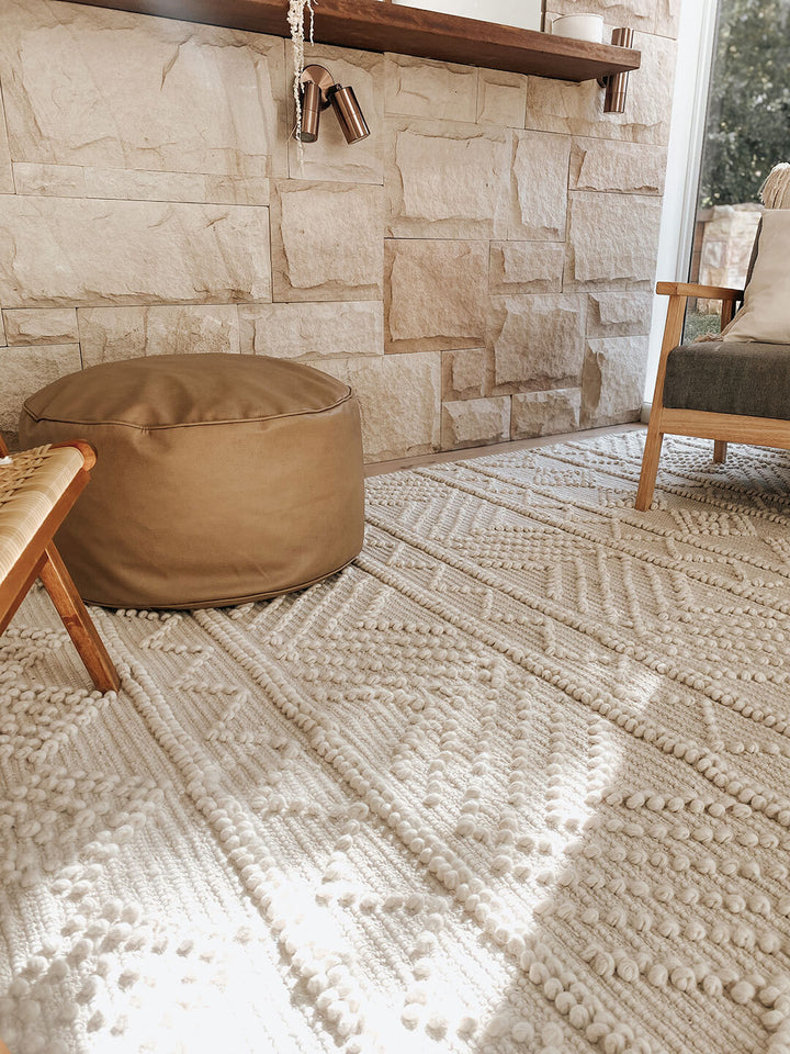 Malibu Ivory HAND WOVEN WOOL COTTON FLOOR RUG