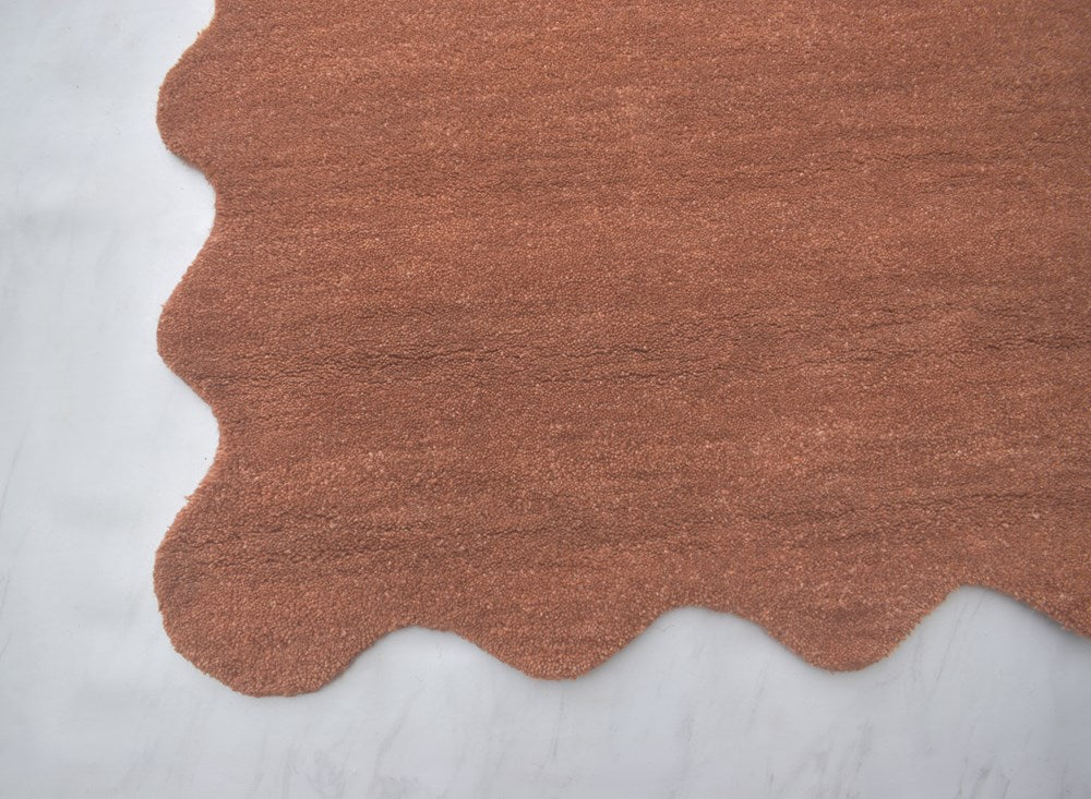 Rust Footprints Rug SCALLOPED RUST HAND TUFTED FLOOR RUG – All Modern Design