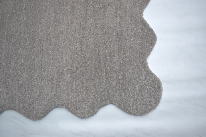 SCALLOPED STONE  HAND TUFTED FLOOR RUG