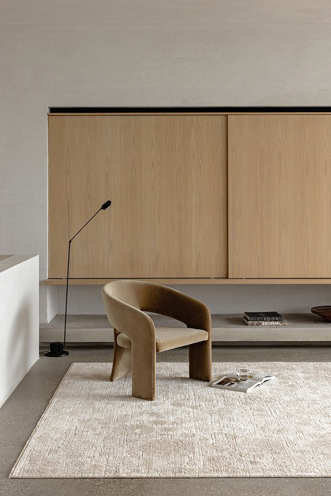 STEPH AND GIAN FLORA HUSK