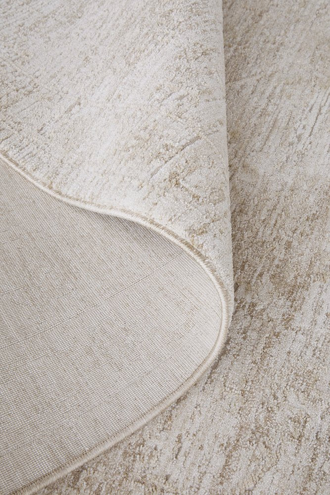 STEPH AND GIAN FLORA HUSK